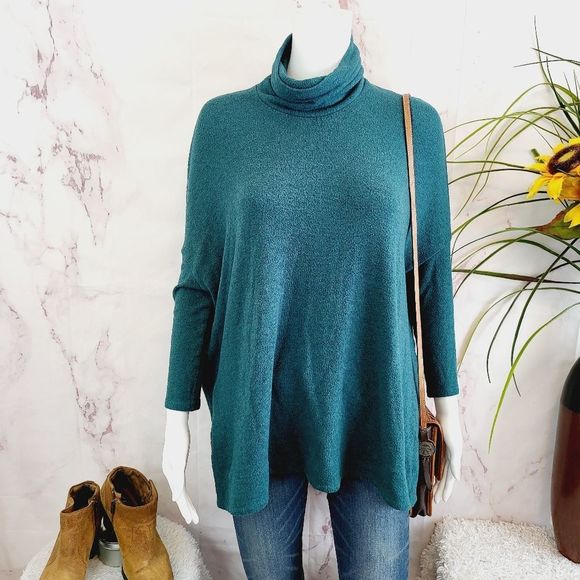 Anthropologie Sweaters - Anthropologie Postmark teal blue green soft knit sweater